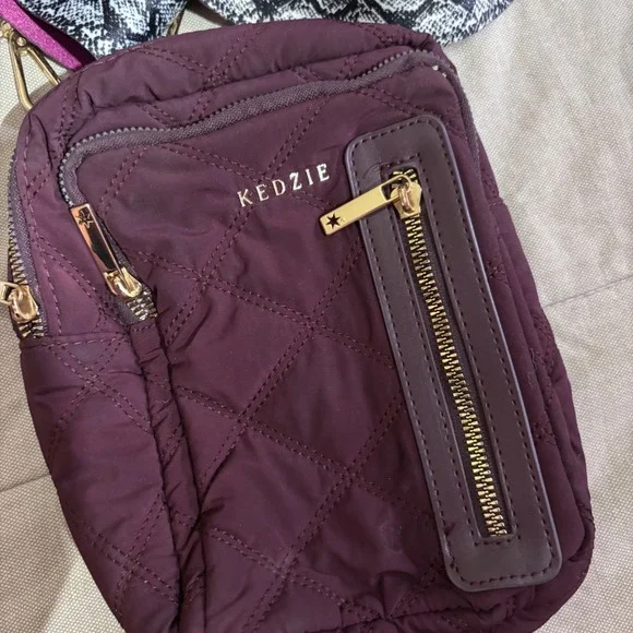Kedzie Cloud 9 Convertible Quilted Puffer Sling Crossbody Bag burgundy mulberry. - Picture 2 of 8